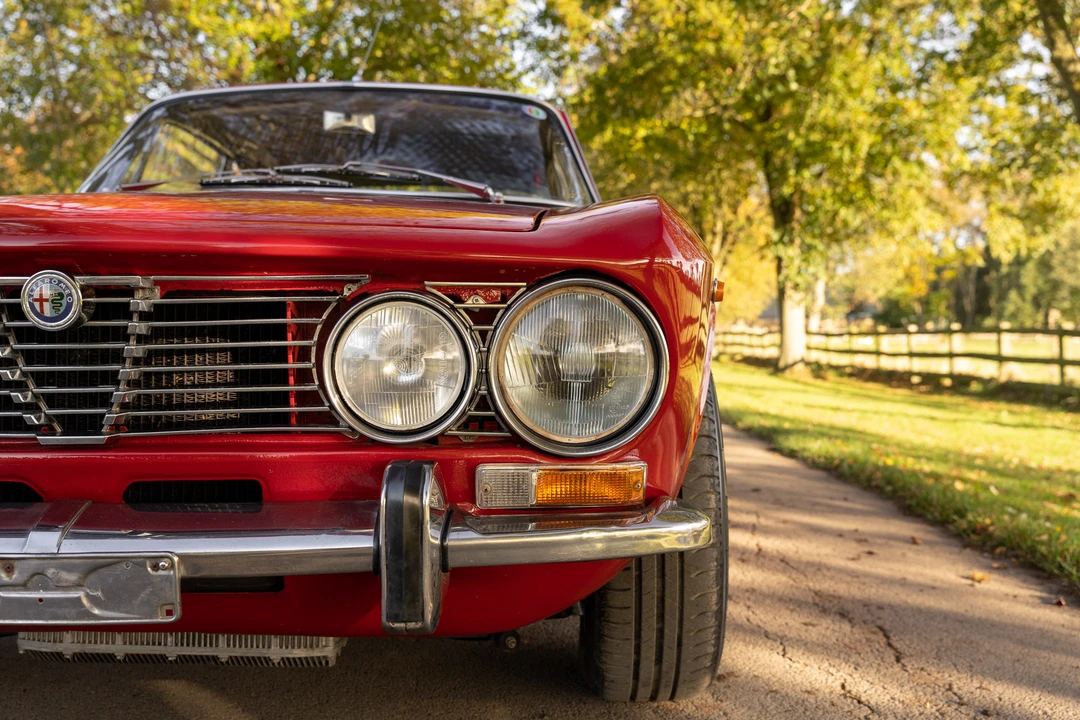 1973 Alfa Romeo 2000 GT Veloce - Image 30 of 31