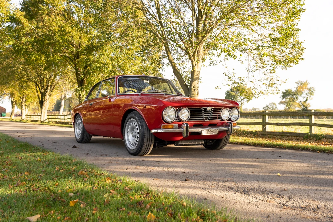 1973 Alfa Romeo 2000 GT Veloce - Image 10 of 31