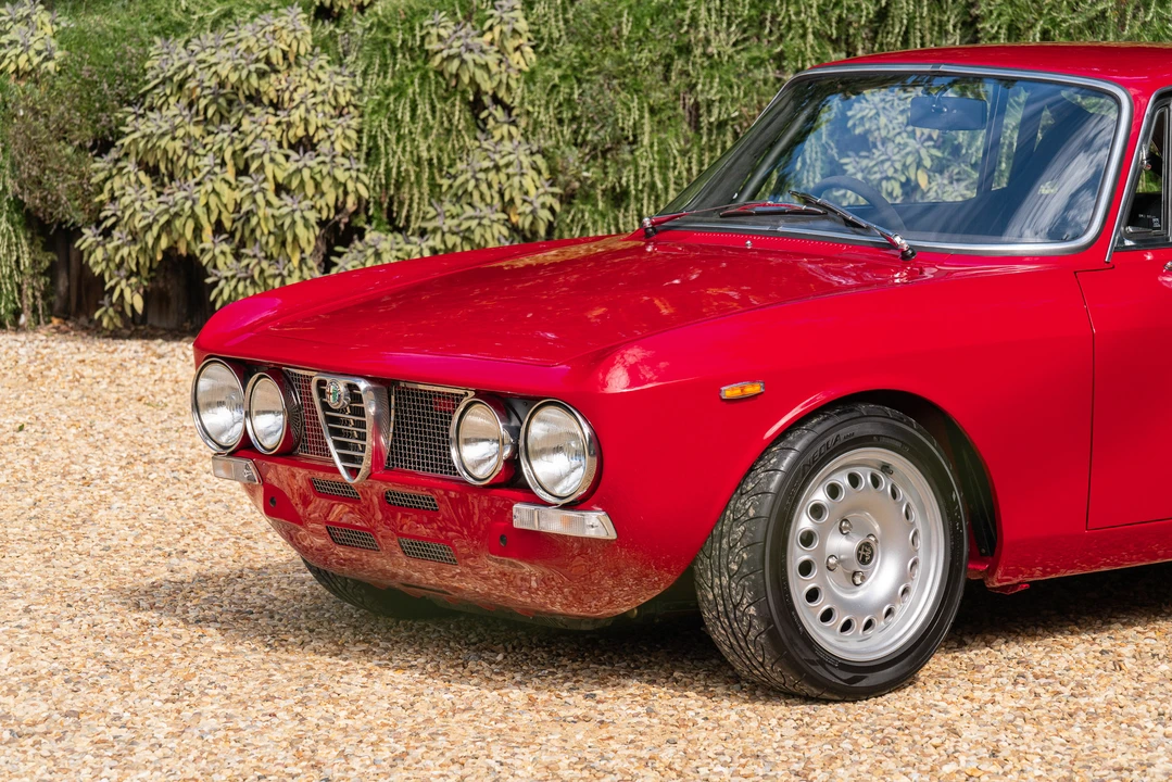 1973 Alfa Romeo 2000 GT Veloce - Image 23 of 31