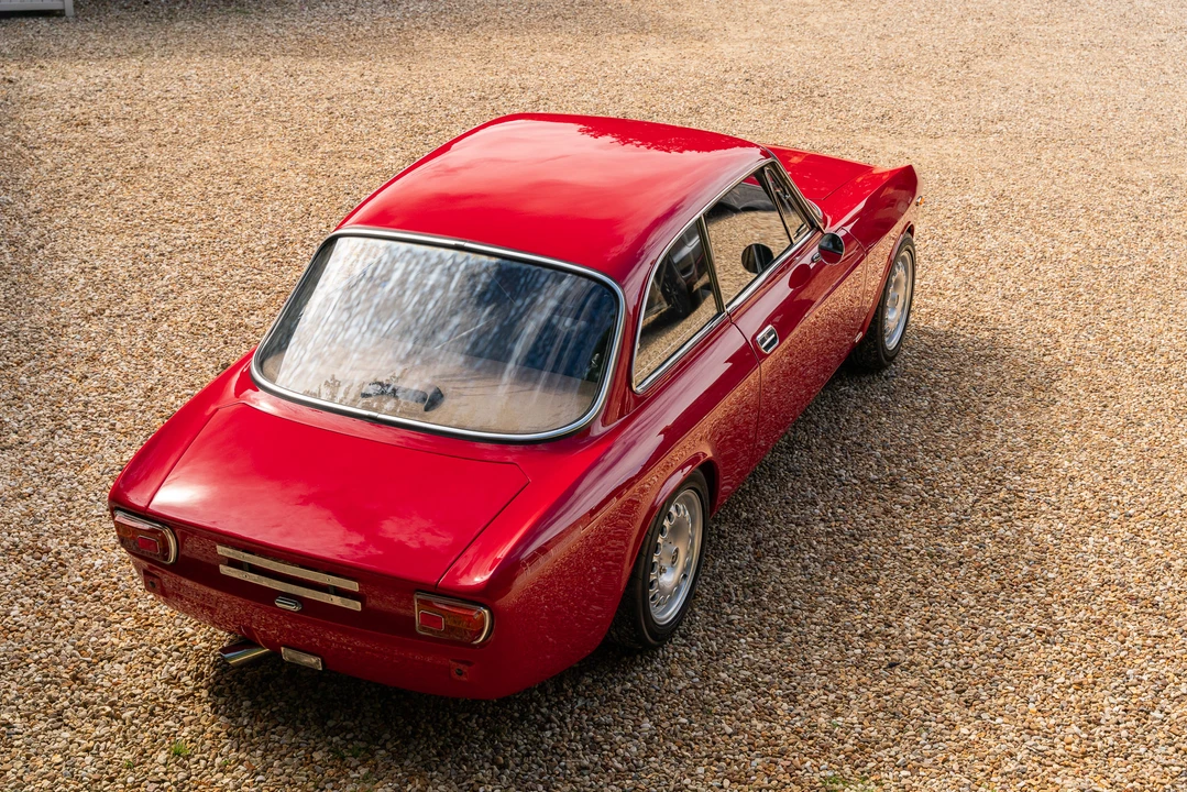 1973 Alfa Romeo 2000 GT Veloce - Image 17 of 31