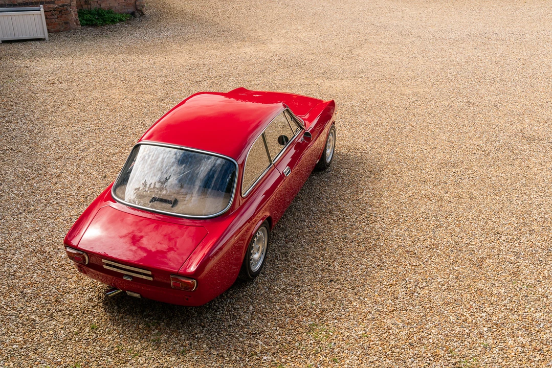 1973 Alfa Romeo 2000 GT Veloce - Image 18 of 31