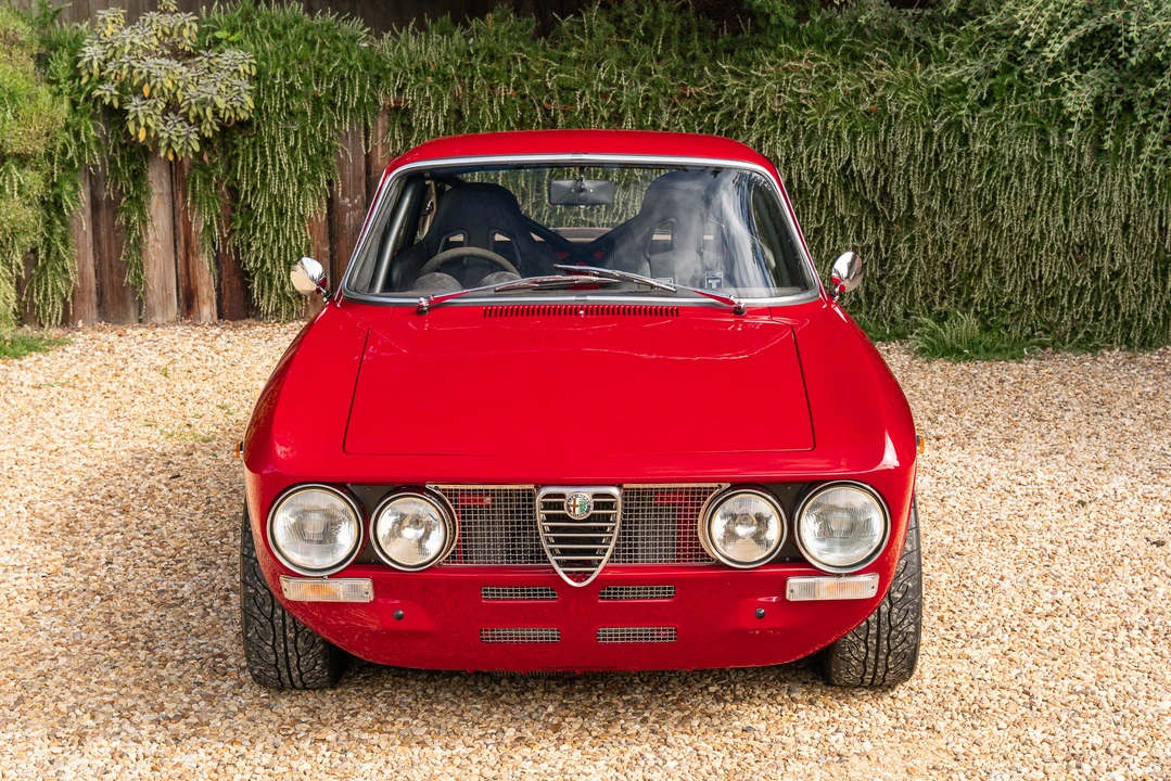 1973 Alfa Romeo 2000 GT Veloce - Image 6 of 31