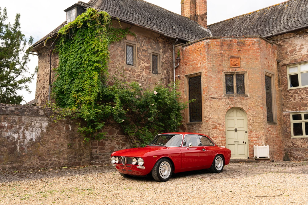 1973 Alfa Romeo 2000 GT Veloce - Image 20 of 31