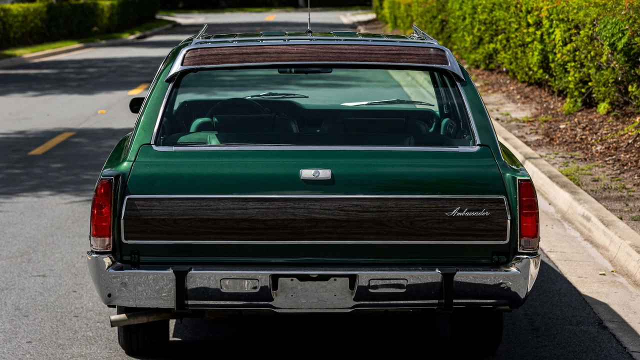 1973 AMC Ambassador - Image 27 of 31