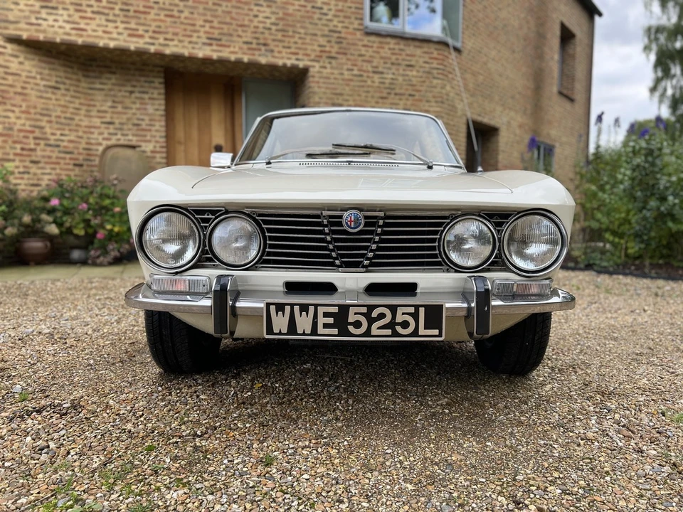 1973 Alfa Romeo 2000 GT Veloce - Image 22 of 30