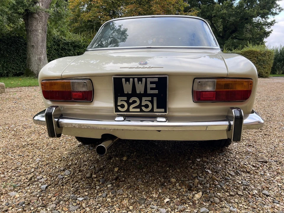 1973 Alfa Romeo 2000 GT Veloce - Image 14 of 30