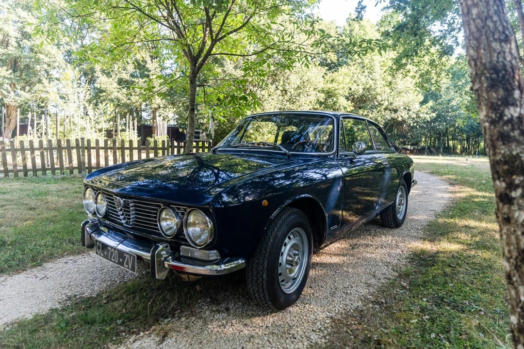 1973 Alfa Romeo 2000 GT Veloce - Image 9 of 30