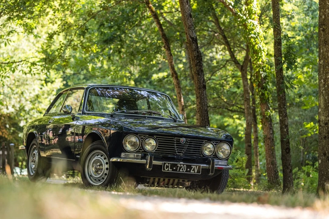 1973 Alfa Romeo 2000 GT Veloce - Image 11 of 30