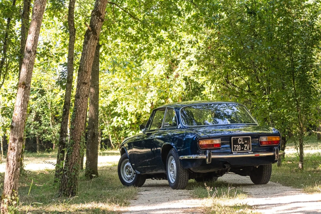 1973 Alfa Romeo 2000 GT Veloce - Image 14 of 30