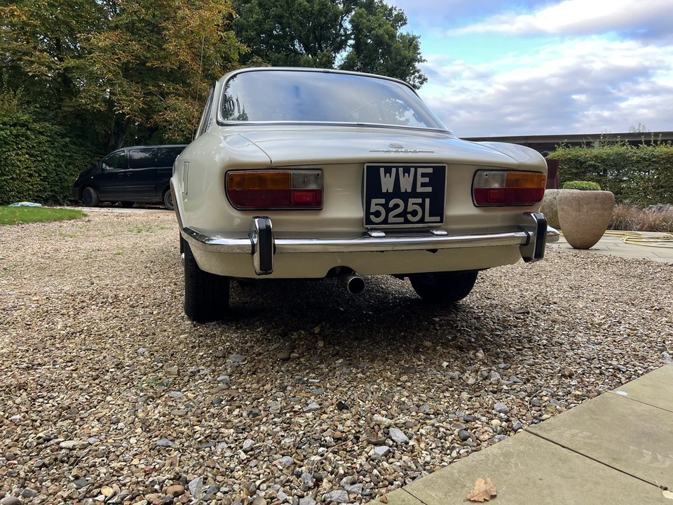 1973 Alfa Romeo 2000 GT Veloce - Image 11 of 30