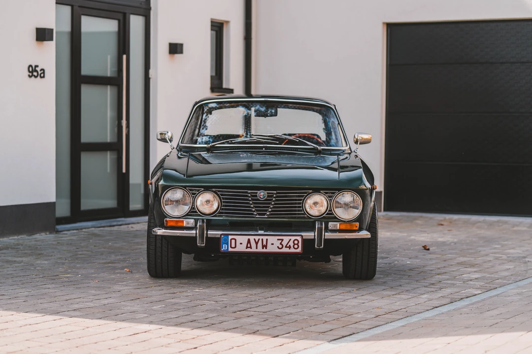 1973 Alfa Romeo 2000 GT Veloce - Image 11 of 31