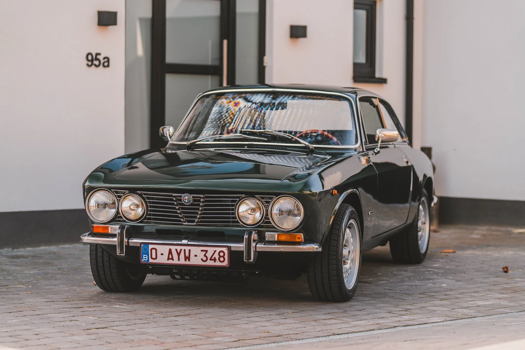 1973 Alfa Romeo 2000 GT Veloce - Image 12 of 31