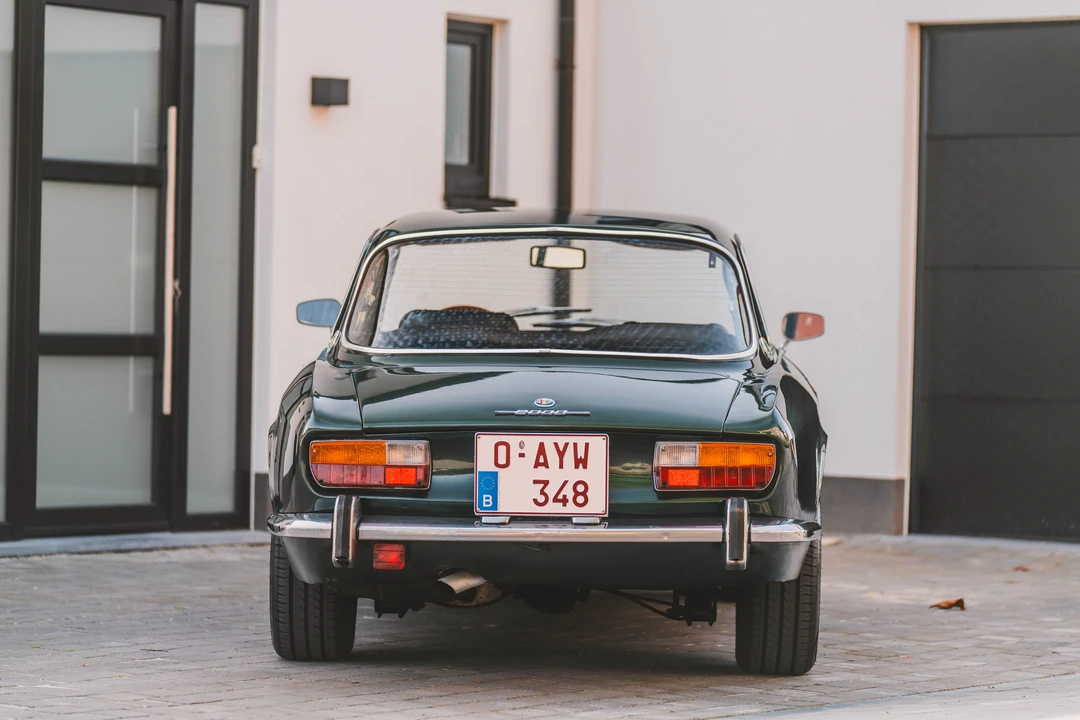 1973 Alfa Romeo 2000 GT Veloce - Image 15 of 31