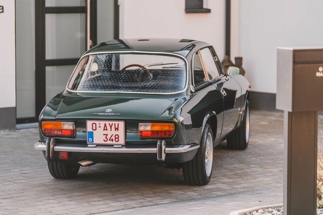 1973 Alfa Romeo 2000 GT Veloce - Image 8 of 31