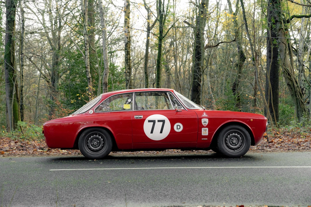 1973 Alfa Romeo 2000 GT Veloce - Image 8 of 31