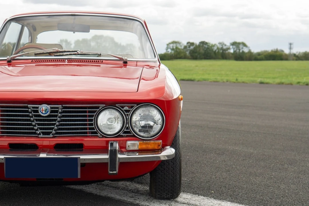 1973 Alfa Romeo 2000 GT Veloce - Image 29 of 30