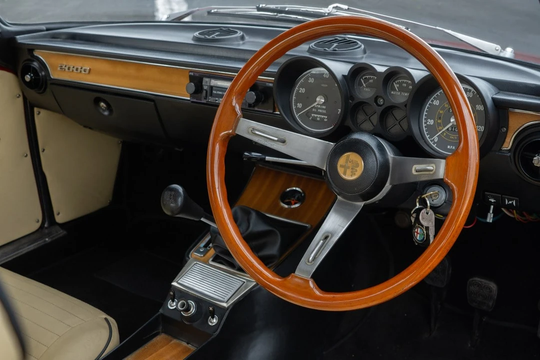 1973 Alfa Romeo 2000 GT Veloce - Image 5 of 30