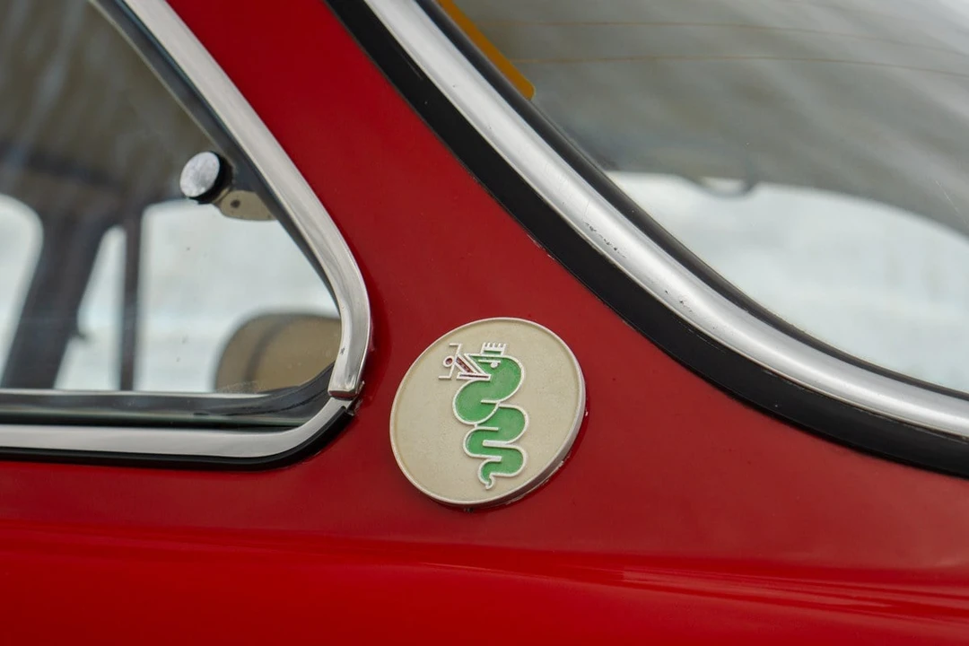 1973 Alfa Romeo 2000 GT Veloce - Image 25 of 30