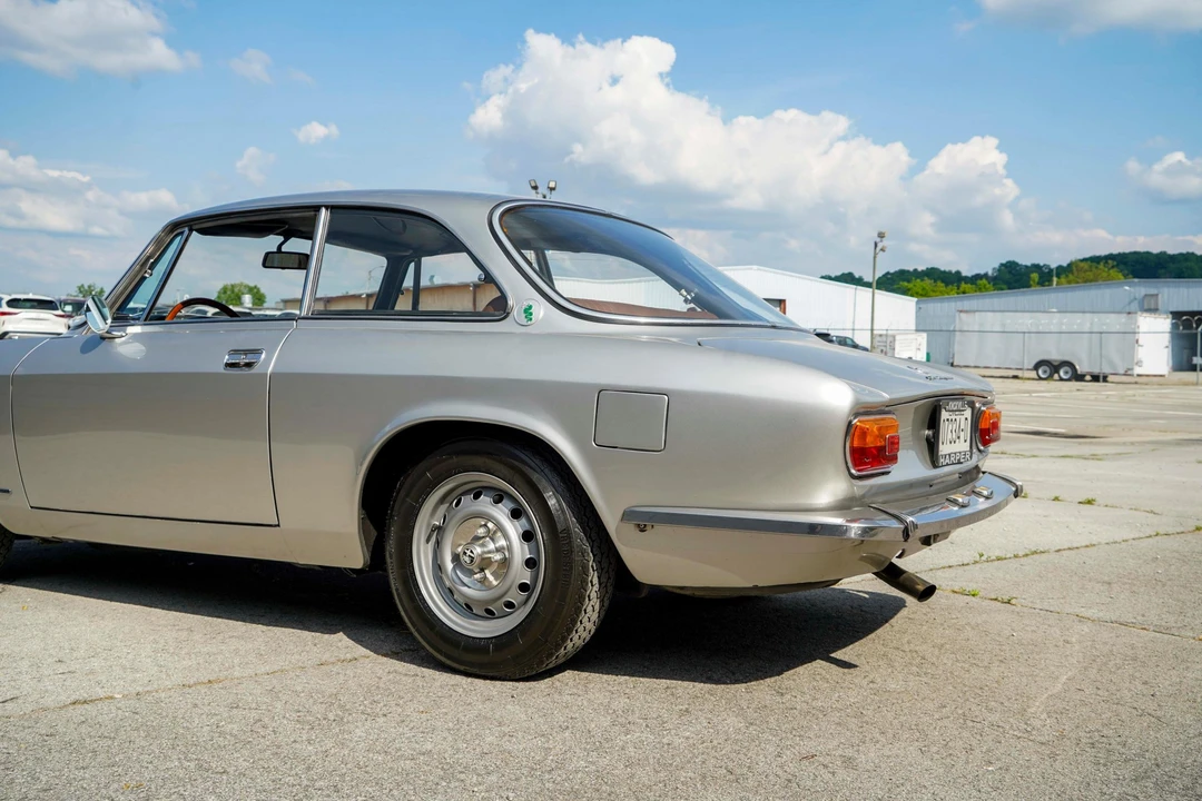 1973 Alfa Romeo GT 1600 Junior - Image 14 of 31