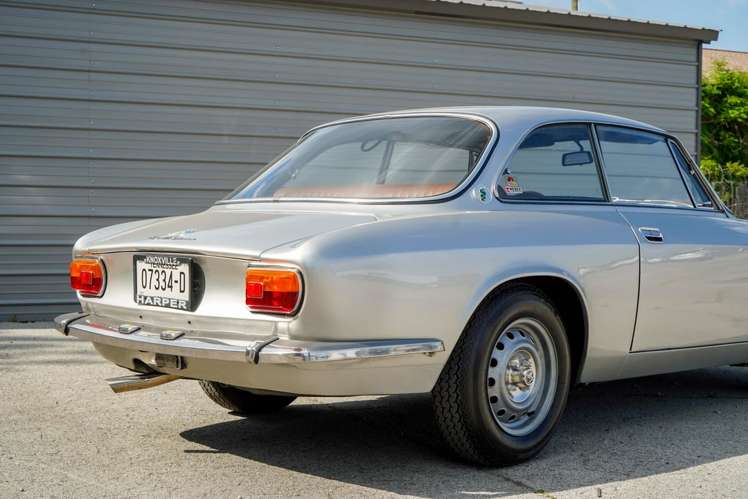 1973 Alfa Romeo GT 1600 Junior - Image 18 of 31