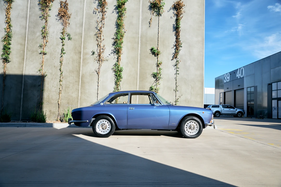 1973 Alfa Romeo 2000 GT Veloce - Image 10 of 31
