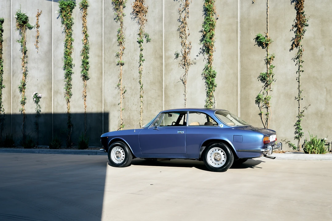 1973 Alfa Romeo 2000 GT Veloce - Image 16 of 31