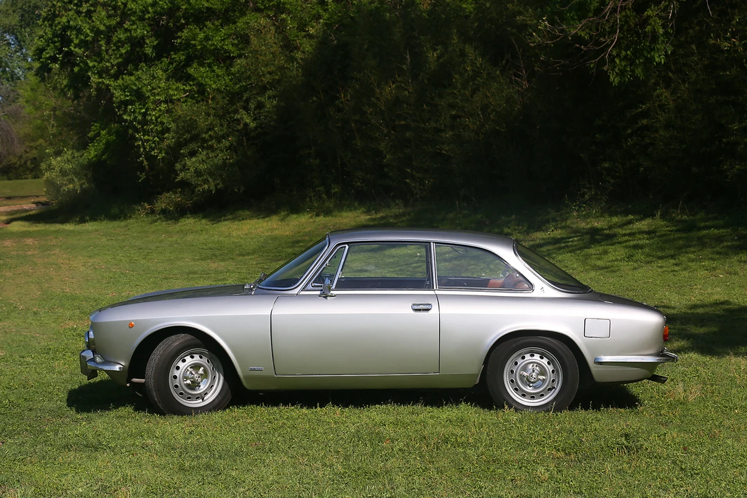 1973 Alfa Romeo GT 1600 Junior - Image 6 of 31
