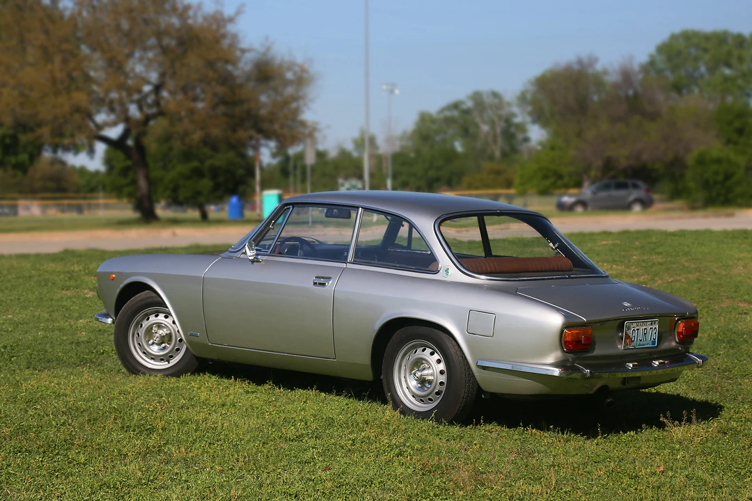 1973 Alfa Romeo GT 1600 Junior - Image 9 of 31