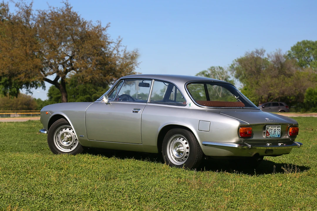1973 Alfa Romeo GT 1600 Junior - Image 10 of 31
