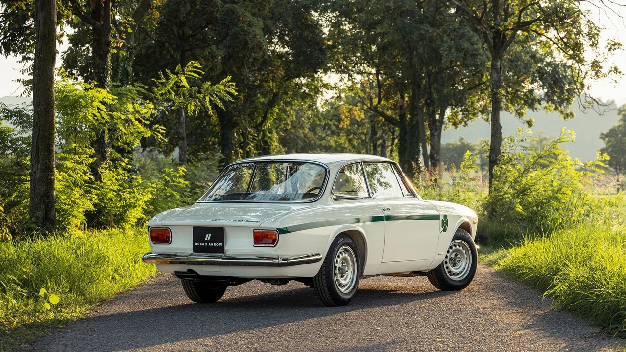 1973 Alfa Romeo GTA 1300 Junior - Image 6 of 31