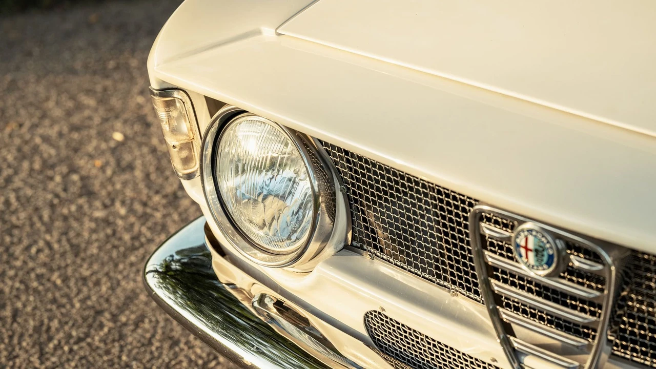 1973 Alfa Romeo GTA 1300 Junior - Image 28 of 31