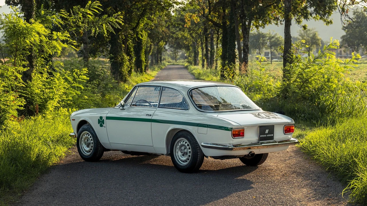 1973 Alfa Romeo GTA 1300 Junior - Image 16 of 31