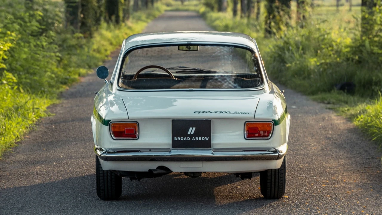 1973 Alfa Romeo GTA 1300 Junior - Image 24 of 31