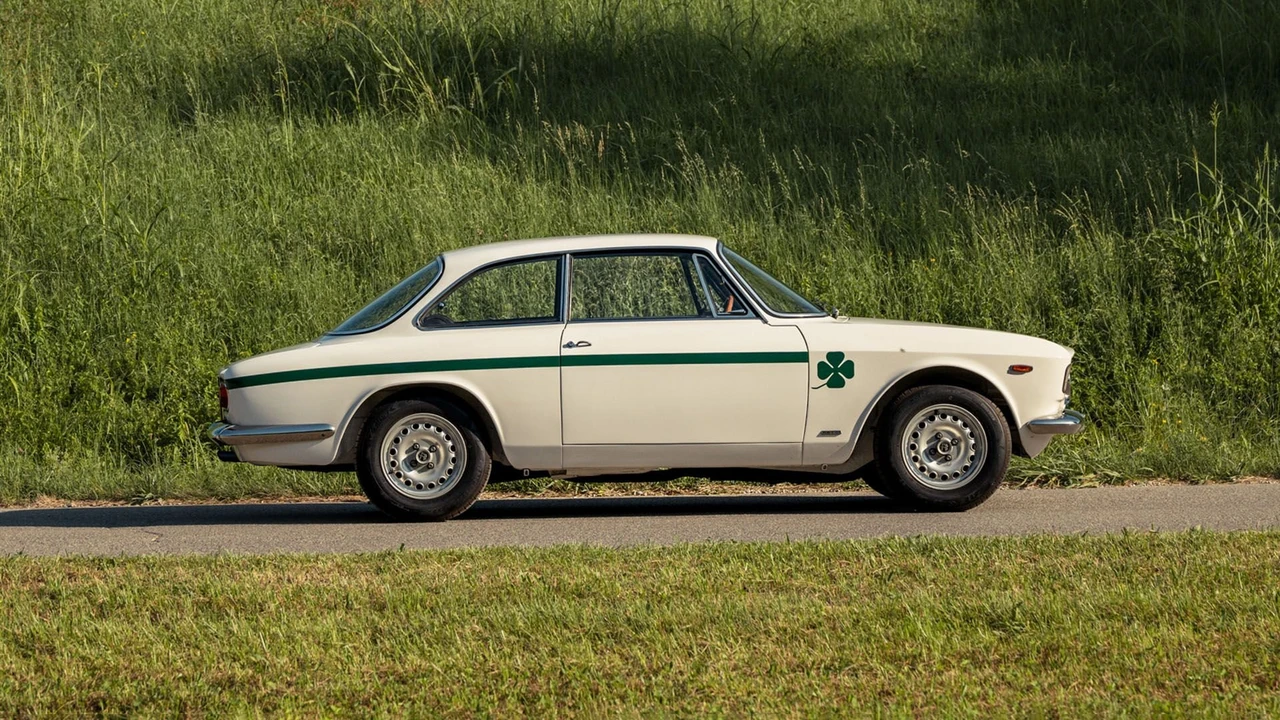1973 Alfa Romeo GTA 1300 Junior - Image 18 of 31