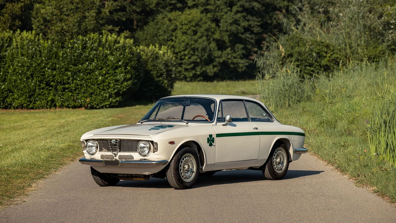 1973 Alfa Romeo GTA 1300 Junior - Image 11 of 31
