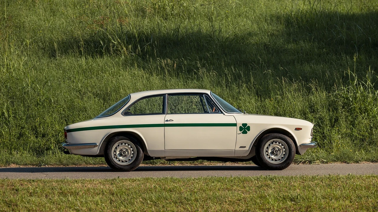 1973 Alfa Romeo GTA 1300 Junior - Image 5 of 31