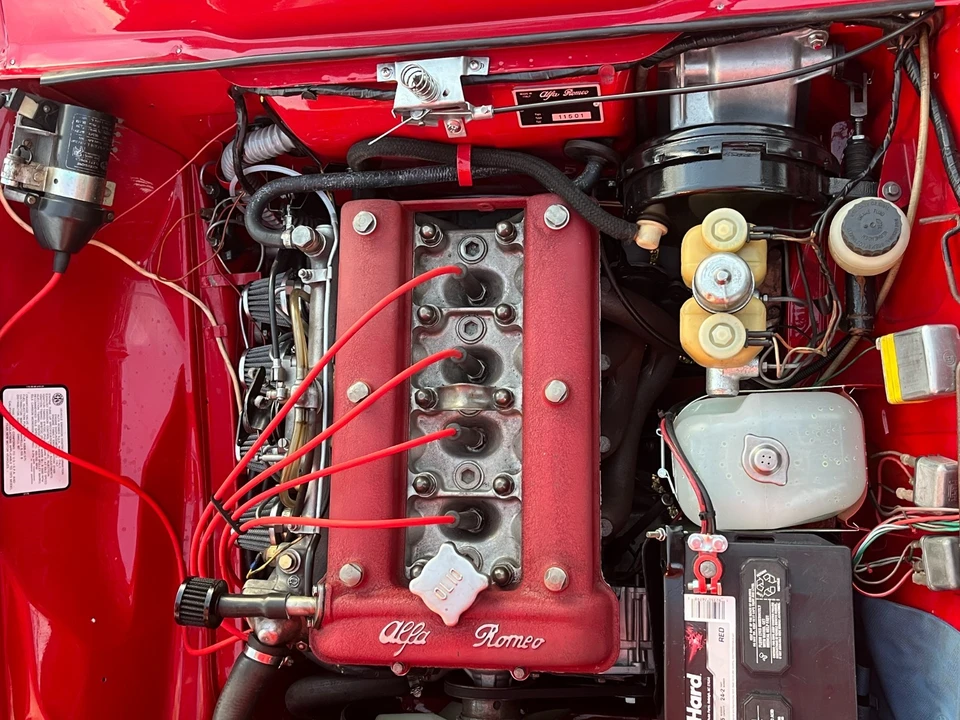 1973 Alfa Romeo 2000 GT Veloce - Image 20 of 21