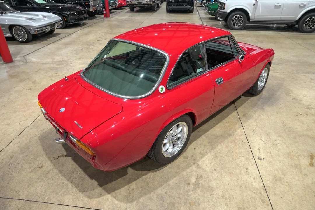 1973 Alfa Romeo 2000 GT Veloce - Image 17 of 21
