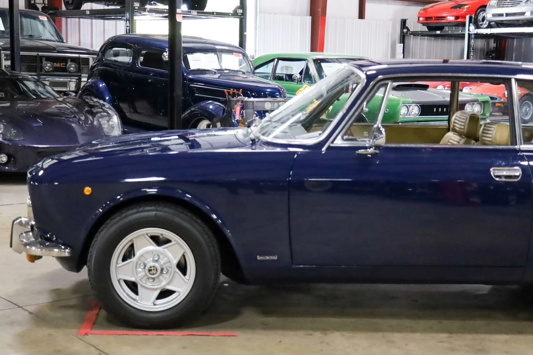 1973 Alfa Romeo 2000 GT Veloce - Image 4 of 31