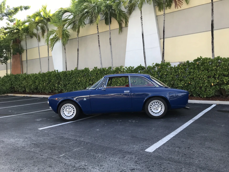 1973 Alfa Romeo 2000 GT Veloce - Image 21 of 31