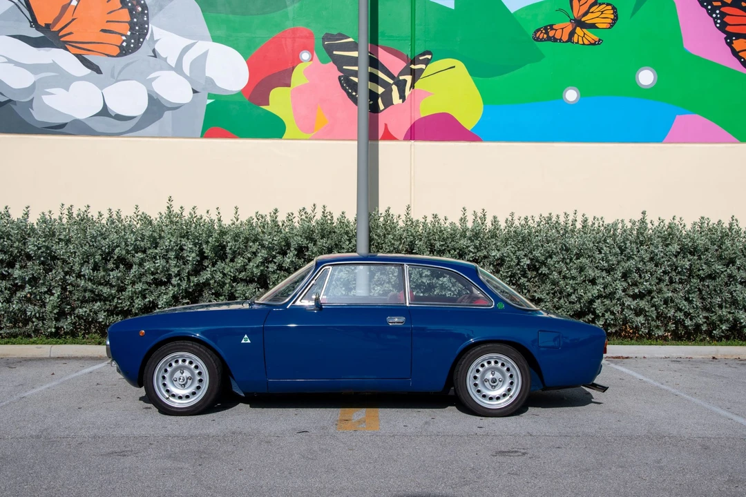 1973 Alfa Romeo 2000 GT Veloce - Image 20 of 31