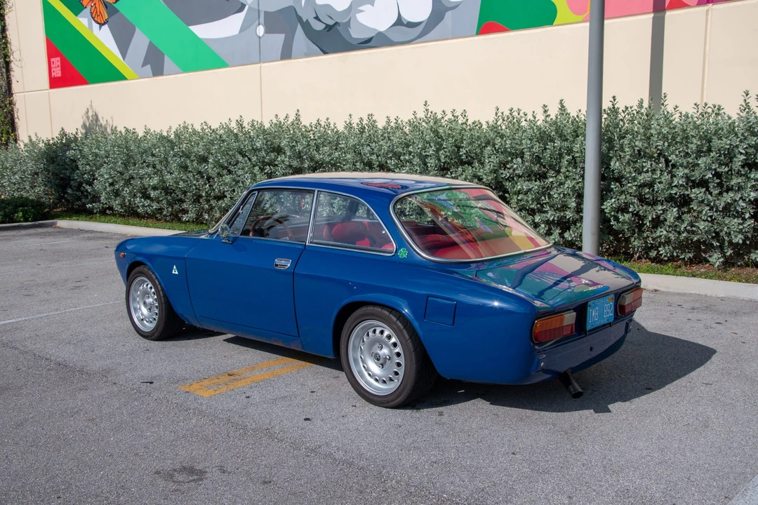 1973 Alfa Romeo 2000 GT Veloce - Image 18 of 31