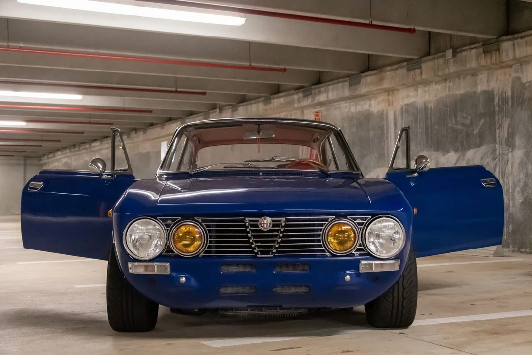 1973 Alfa Romeo 2000 GT Veloce - Image 24 of 31