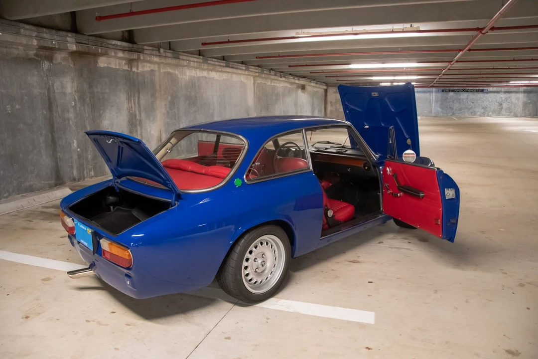 1973 Alfa Romeo 2000 GT Veloce - Image 28 of 31