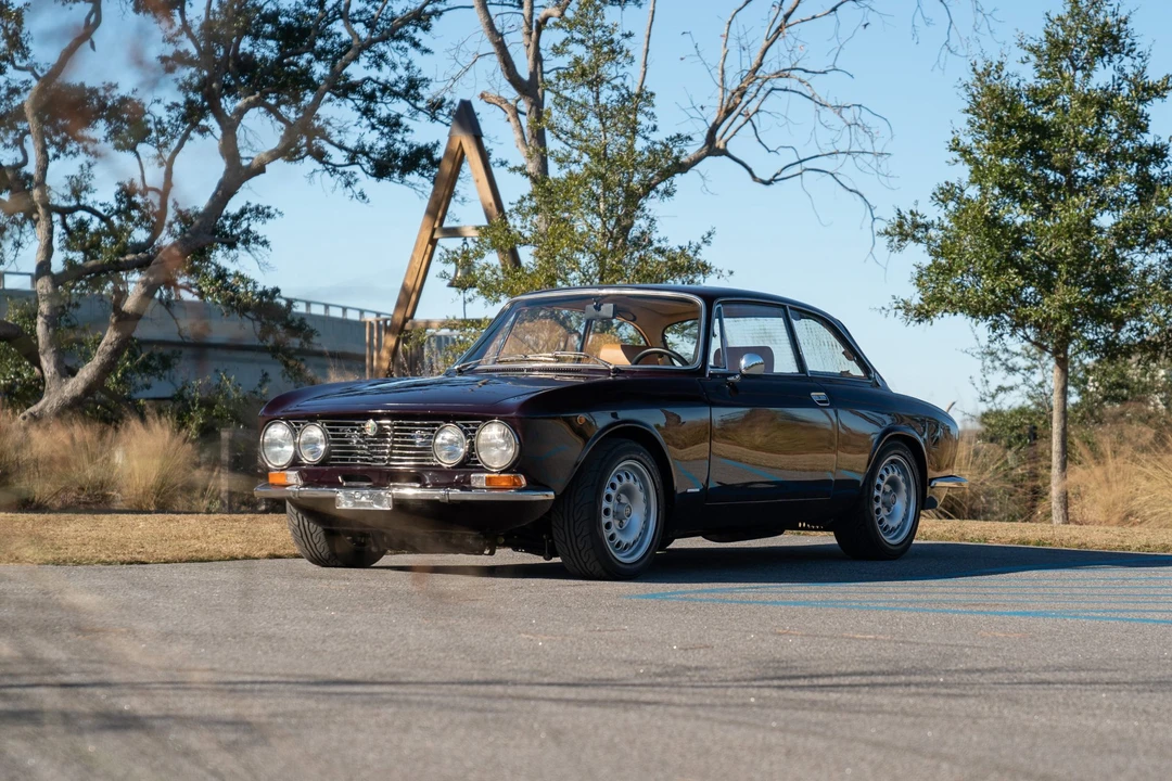 1973 Alfa Romeo 2000 GT Veloce - Image 2 of 31