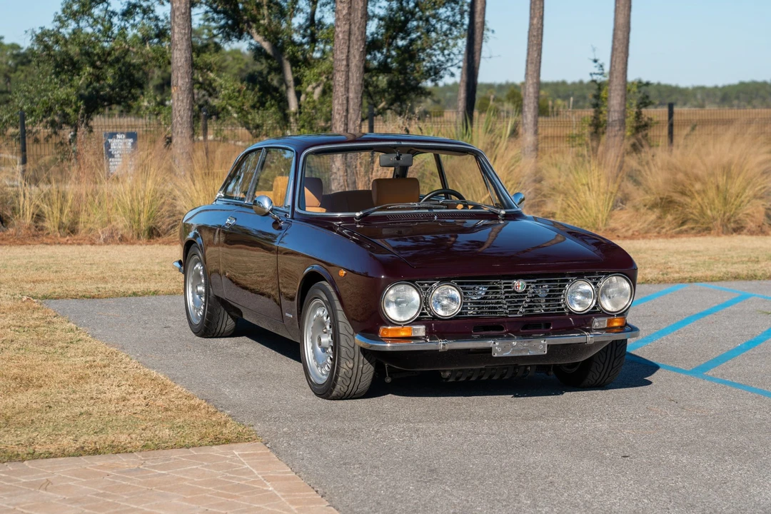 1973 Alfa Romeo 2000 GT Veloce - Image 6 of 31