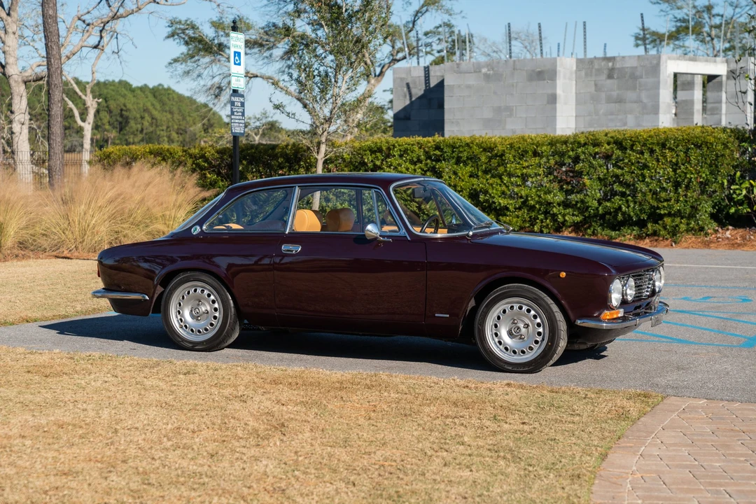1973 Alfa Romeo 2000 GT Veloce - Image 8 of 31