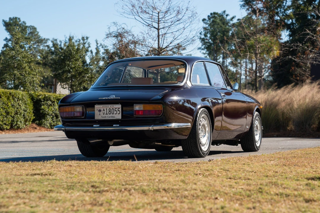 1973 Alfa Romeo 2000 GT Veloce - Image 12 of 31