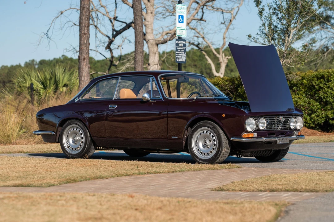 1973 Alfa Romeo 2000 GT Veloce - Image 22 of 31