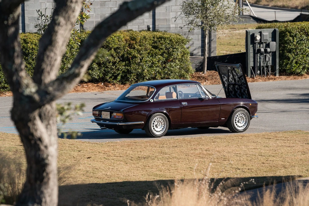 1973 Alfa Romeo 2000 GT Veloce - Image 23 of 31